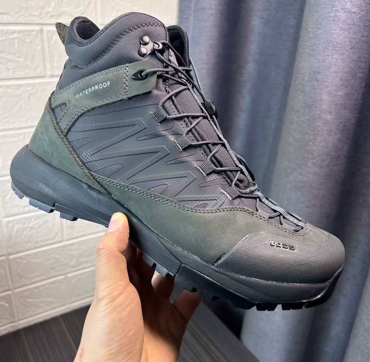 High Top Hiking Leather Shoes  - đánh giá và giá Streetwear Brand Designer