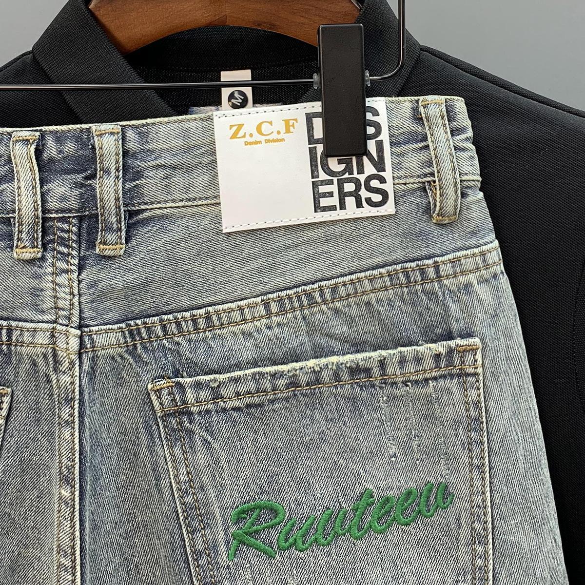 Trendy Brand Green Letter Embr - đánh giá và giá Streetwear Brand Jorts